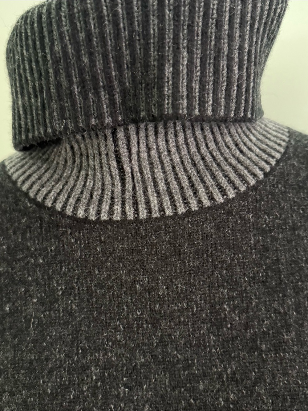 Kinross Cashmere 100% Black Poncho